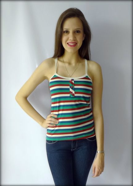 Blusinha Listrada com Botões Vermelhos
